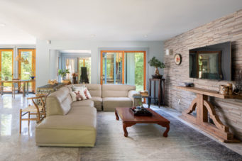 RUSSELL HOLLINGSWORTH - 340 Southborough Drive, West Vancouver